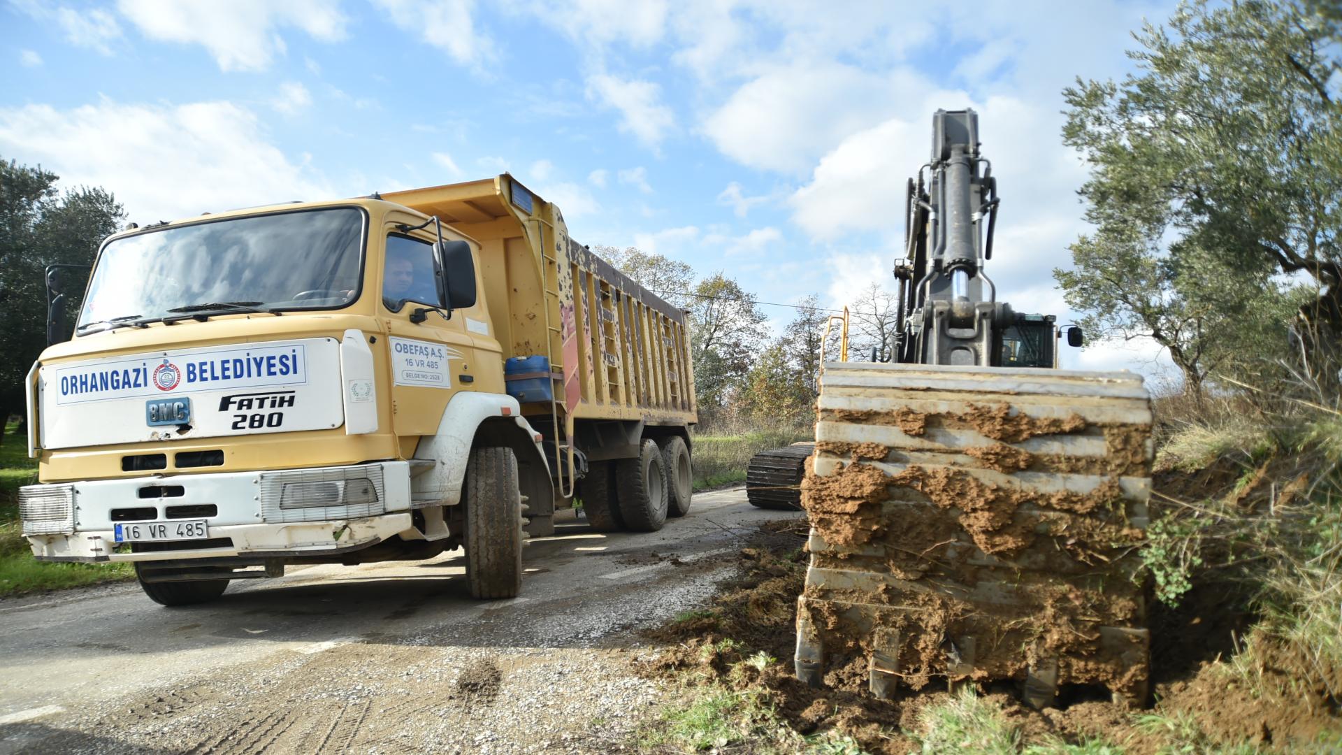 ORTAKÖY MAHALLESİNDE YOL GENİŞLETME ÇALIŞMASI BAŞLADI