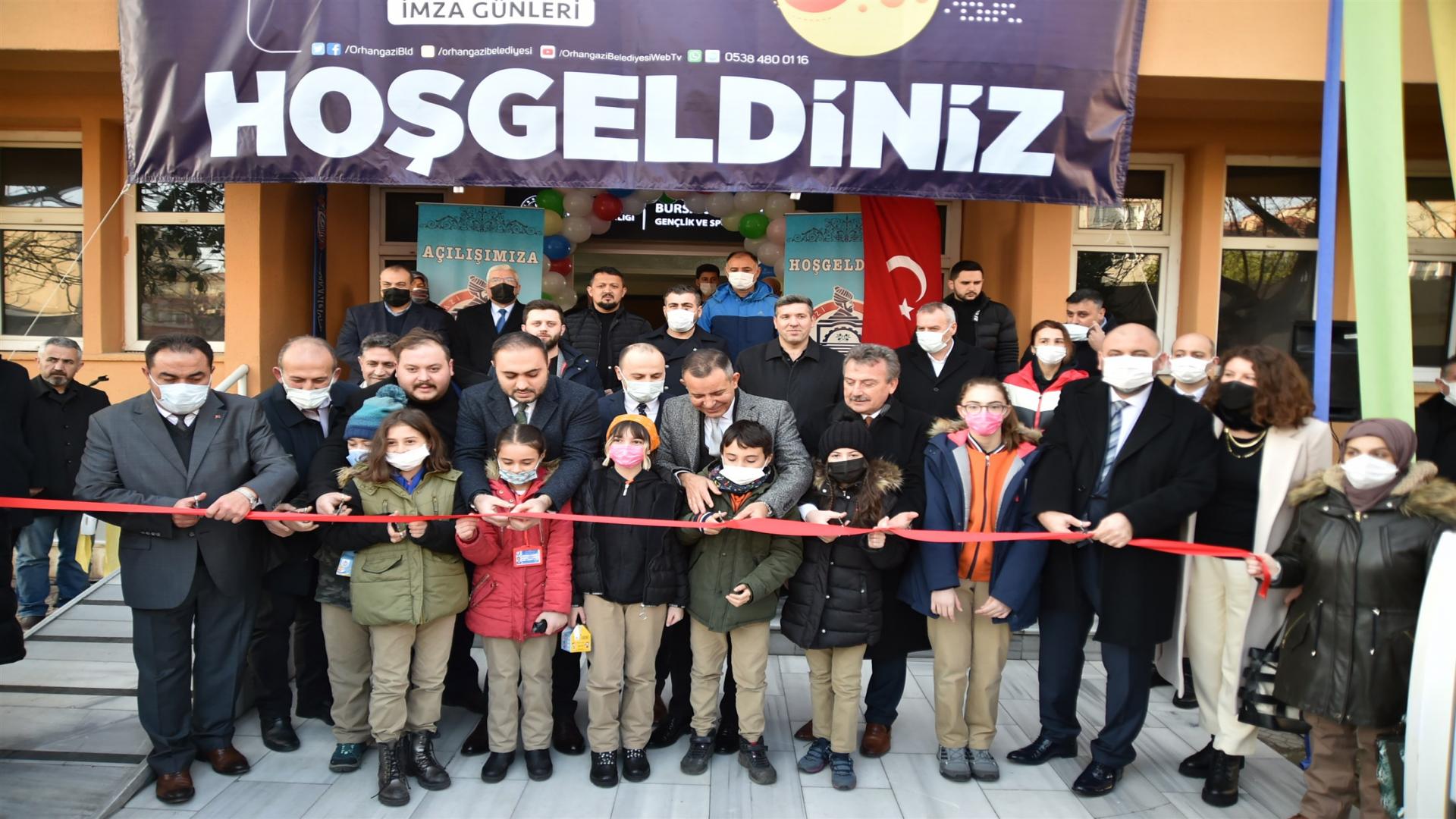 ORHANGAZİ 2.KİTAP GÜNLERİ FUARI AÇILDI
