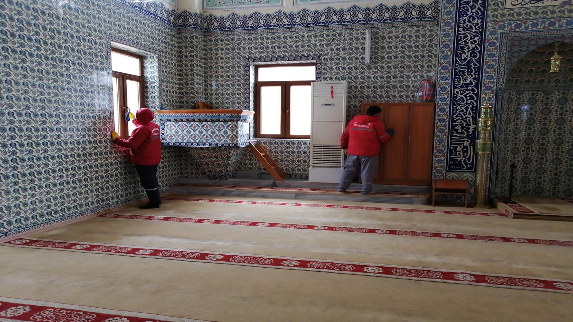 ORHANGAZİ’DE CAMİLER RAMAZAN AYINA HAZIRLANIYOR