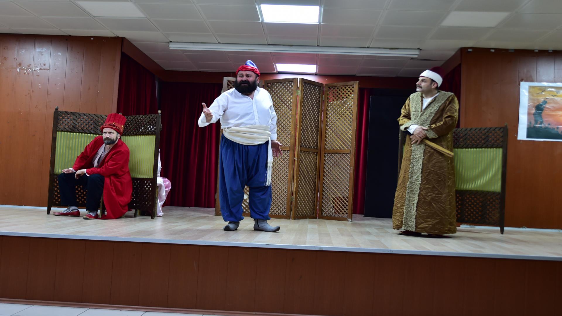 Orta Oyunu Rüzgarı Orhangazi‘de Esti.