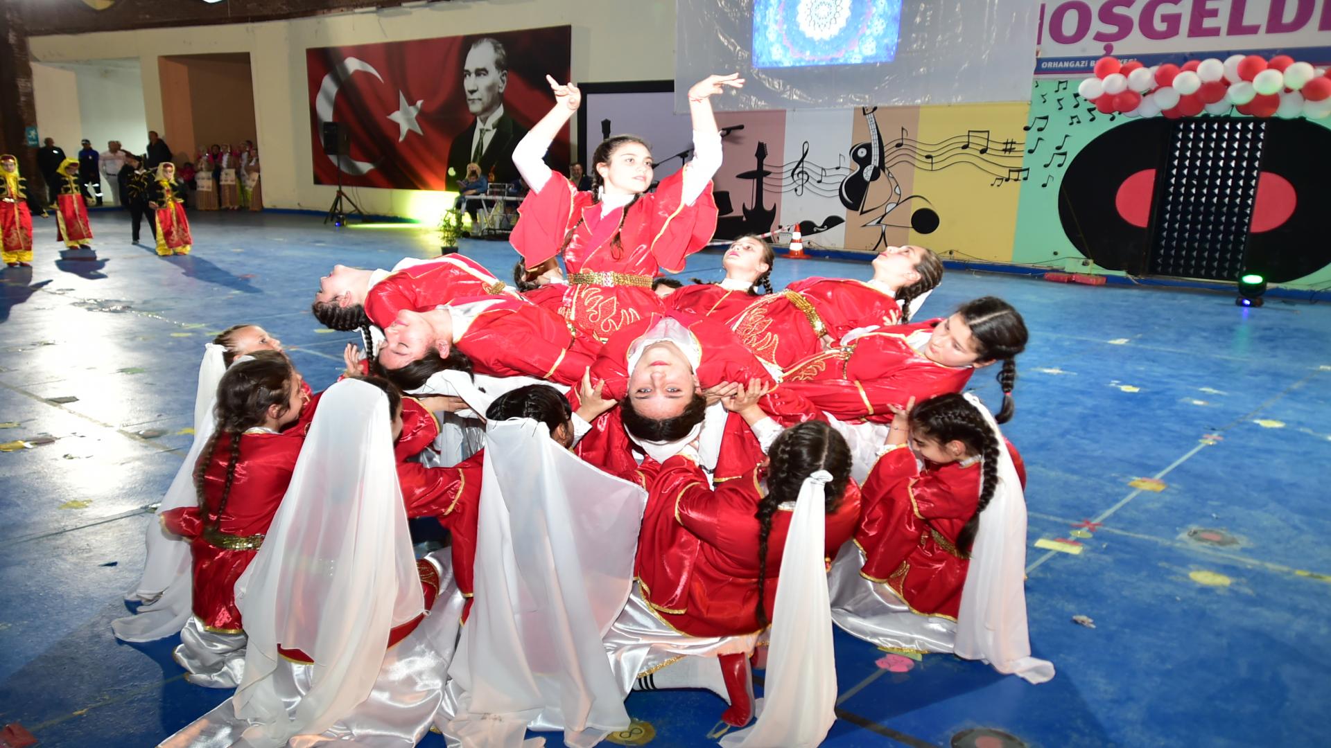 Orhangazi‘de Folklor Şöleni