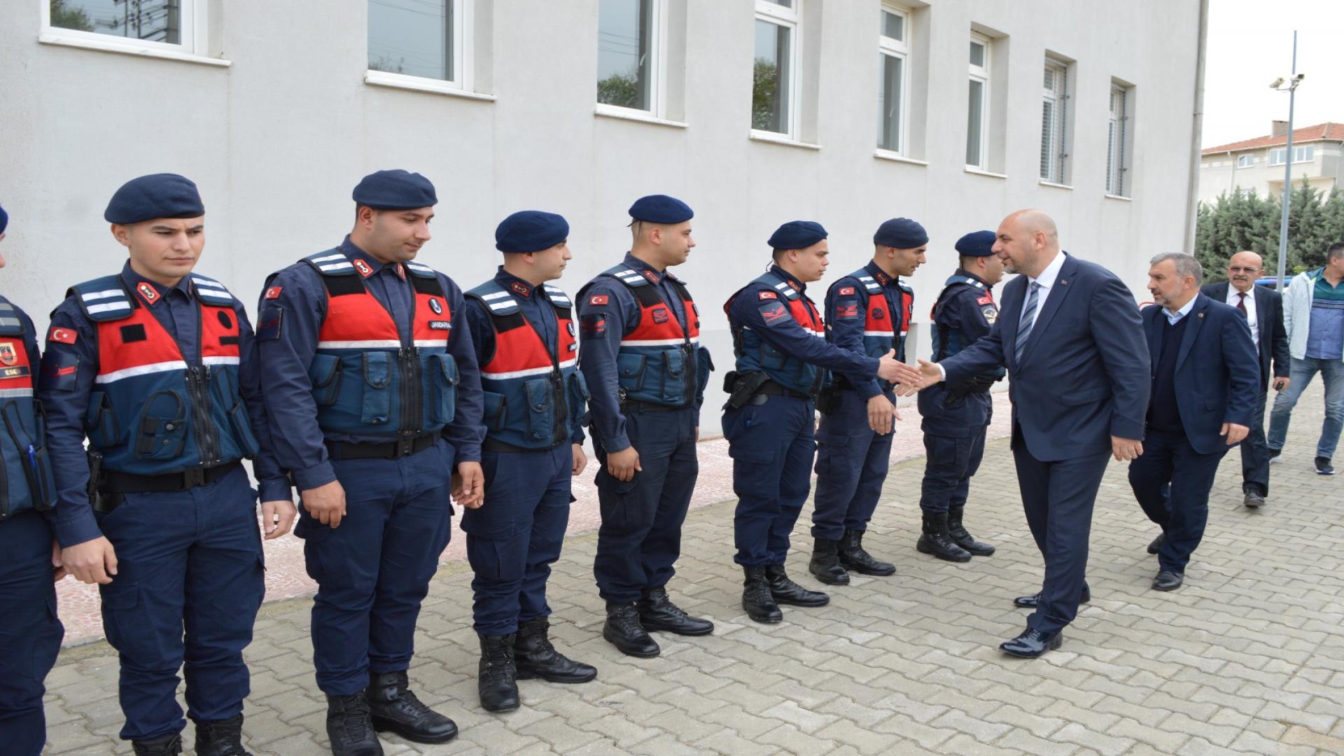 Belediye Başkanı Bekir Aydın‘dan Bayramlaşma Maratonu