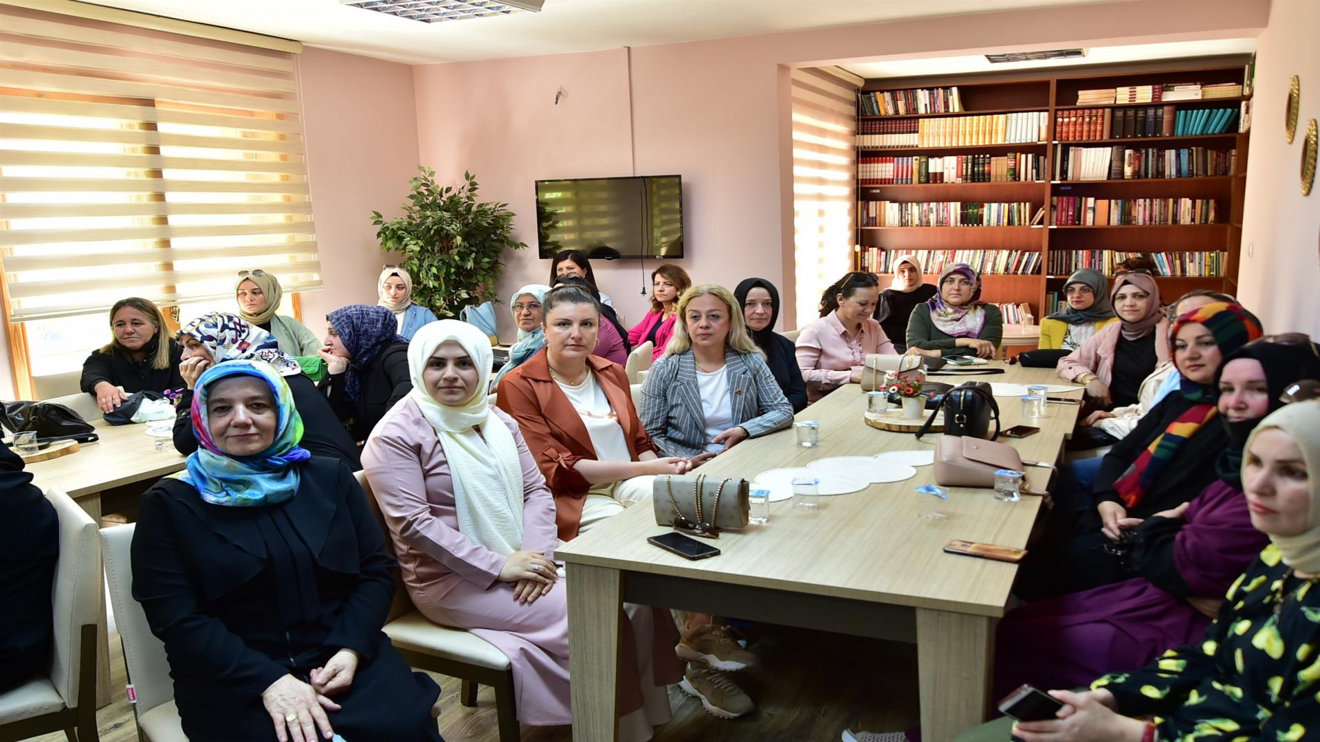 Sağlık Uzmanları Orhangazili Kadınlarla Buluştu