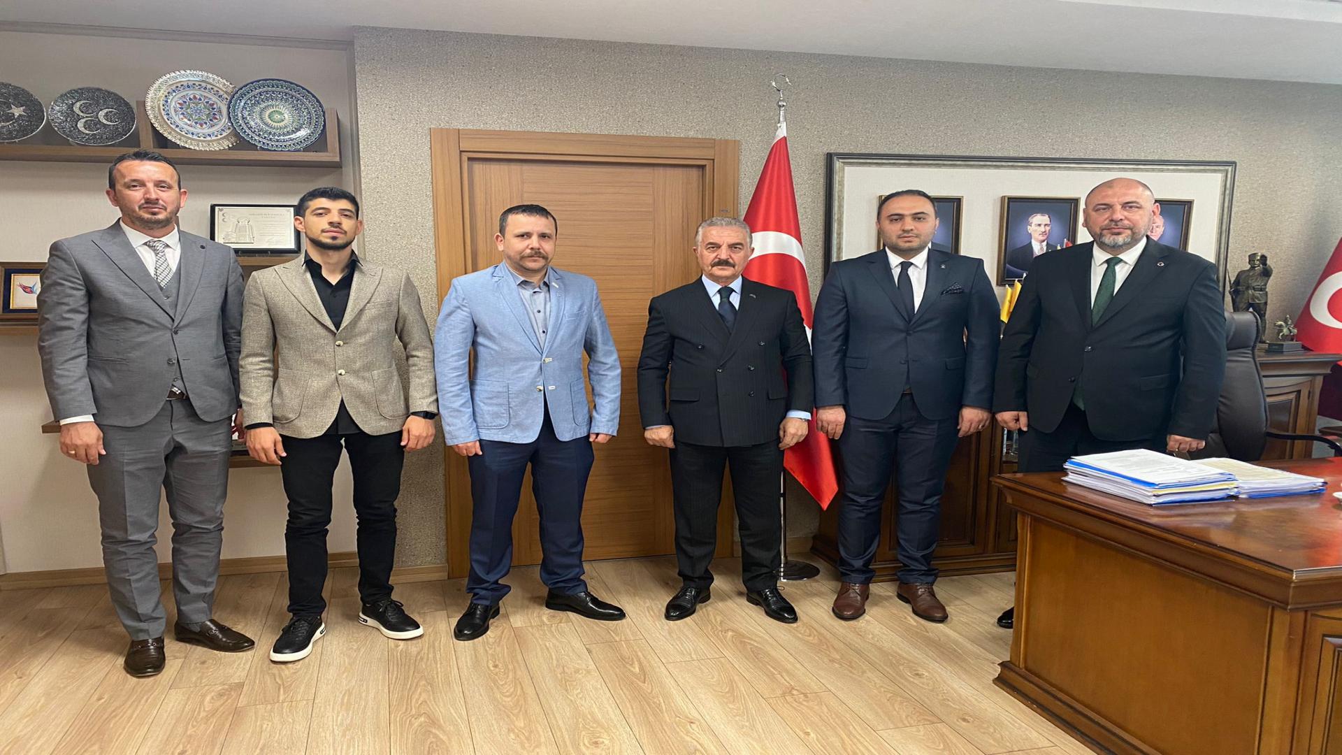 Başkan Aydın MHP’li yöneticiler Büyükataman ve Vahapoğlu’nu ziyaret etti