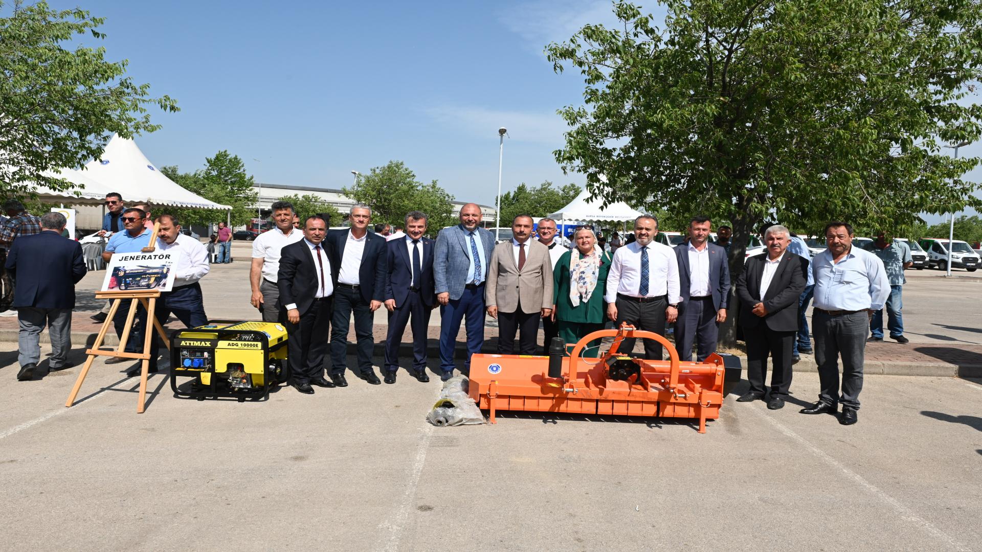 Bursa Büyükşehir Belediyesinden Orhangazi’ye Hibe Tarım Ekipmanı Desteği
