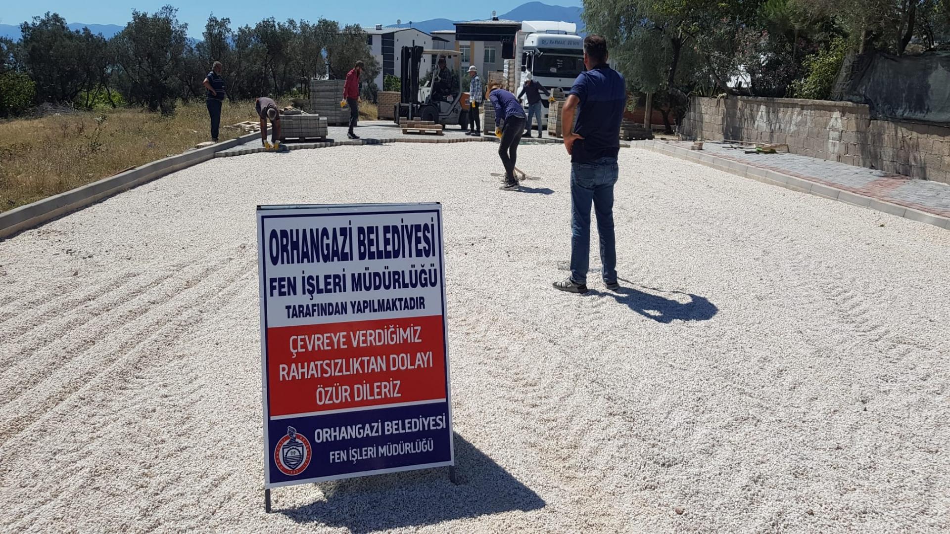 Orhangazi Belediyesinden Şahin Tepesinde Yol ve Kaldırım Çalışması
