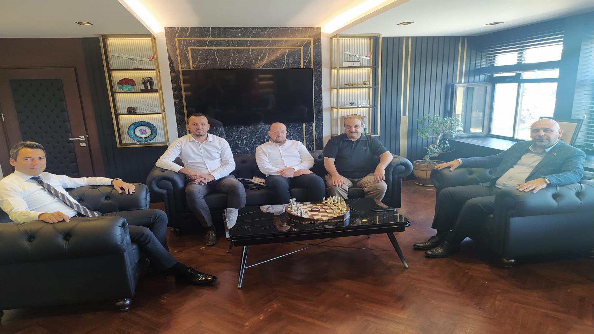 Başkan Bekir Aydın Karayolları Bölge Müdürü Umut Akyazı‘yı Ziyaret Etti