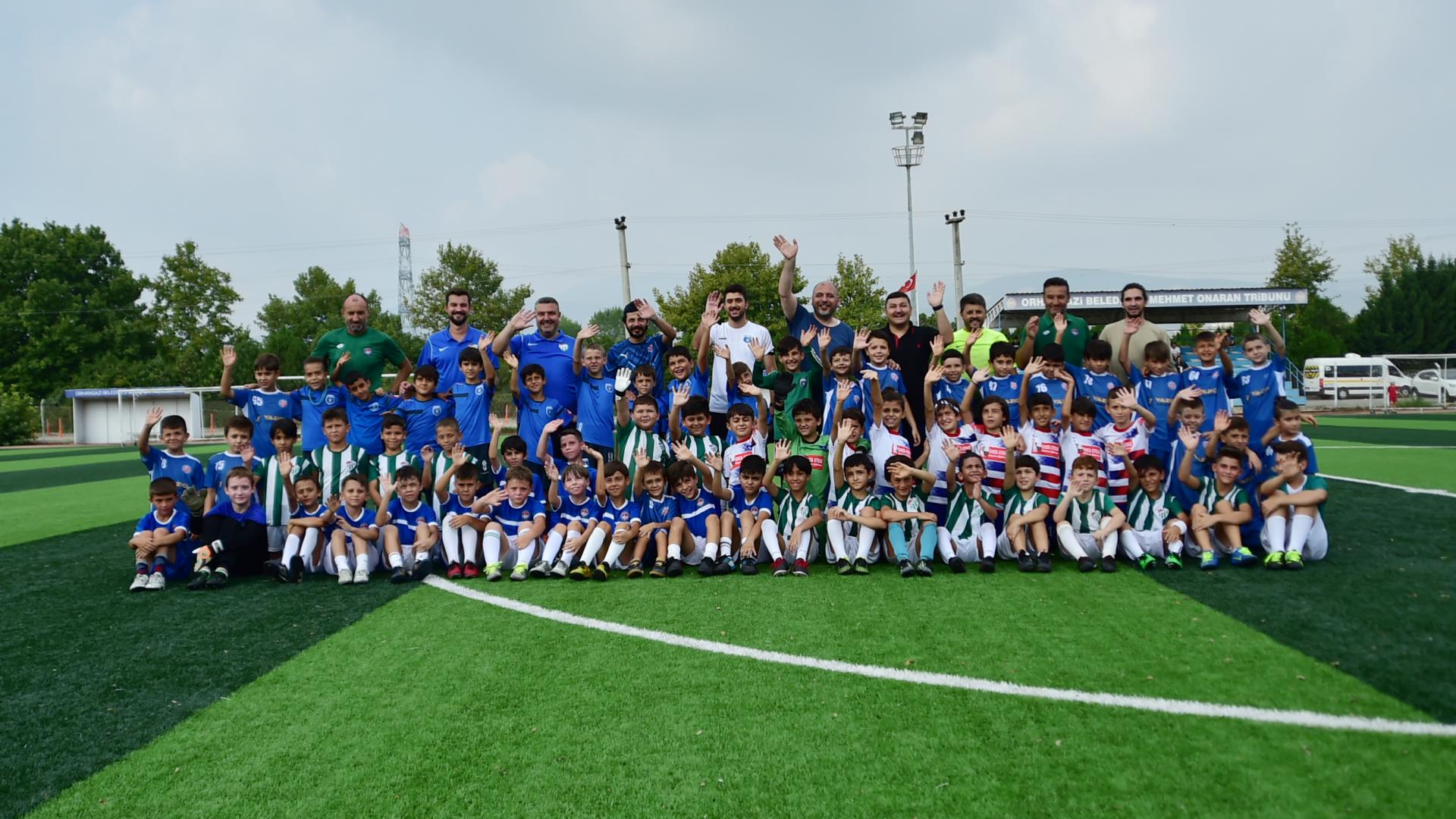 Kurtuluş 100.Yıl Kutlamaları Miniklerin Futbol Turnuvasıyla Başladı