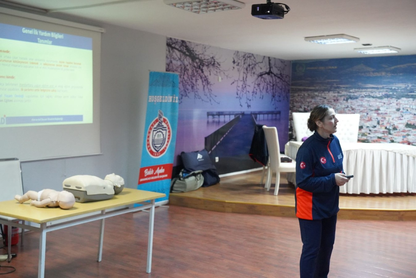AFAD iş birliğiyle OBAK ve belediye personeline ilk yardım eğitimleri verildi