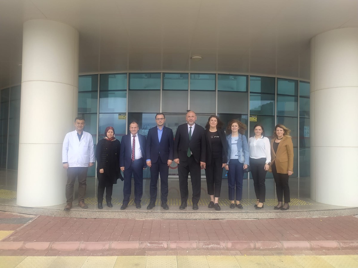 Başkan Aydın Hastanede Yatan Hastaları Ziyaret Etti.