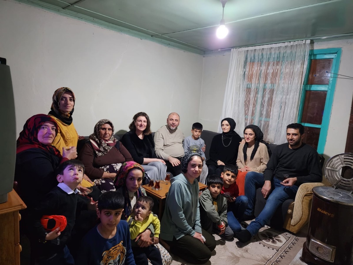 Başkan Aydın İftarda Depremzede Ailenin Misafiri Oldu.