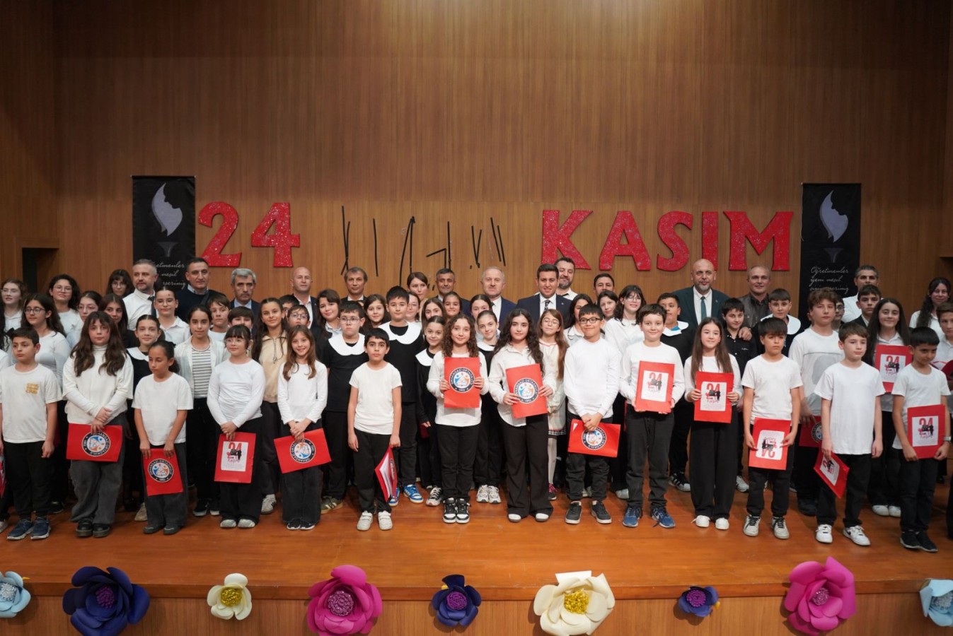 Başkan Aydın Öğretmenler Günü’nde Öğretmenlerle Birlikteydi