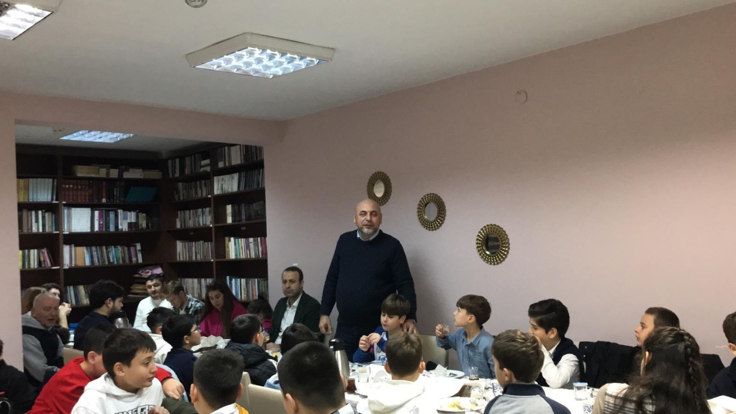 Başkan Aydın Potanın Gençleriyle Buluştu