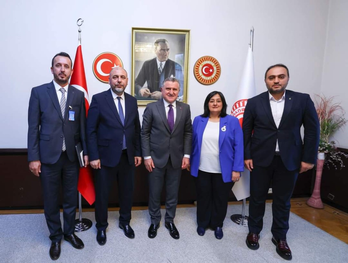 Başkan Aydın’dan Bakan Osman Aşkın Bak’a Önemli Ziyaret