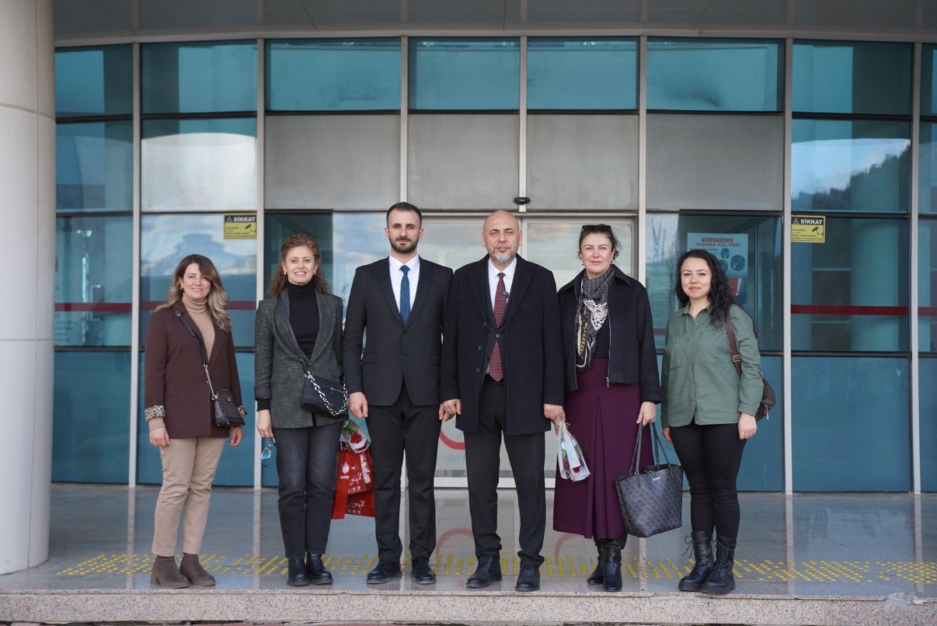 Başkan Bekir Aydın’dan Tedavi Gören Hemşehrilerine  Moral Ziyareti