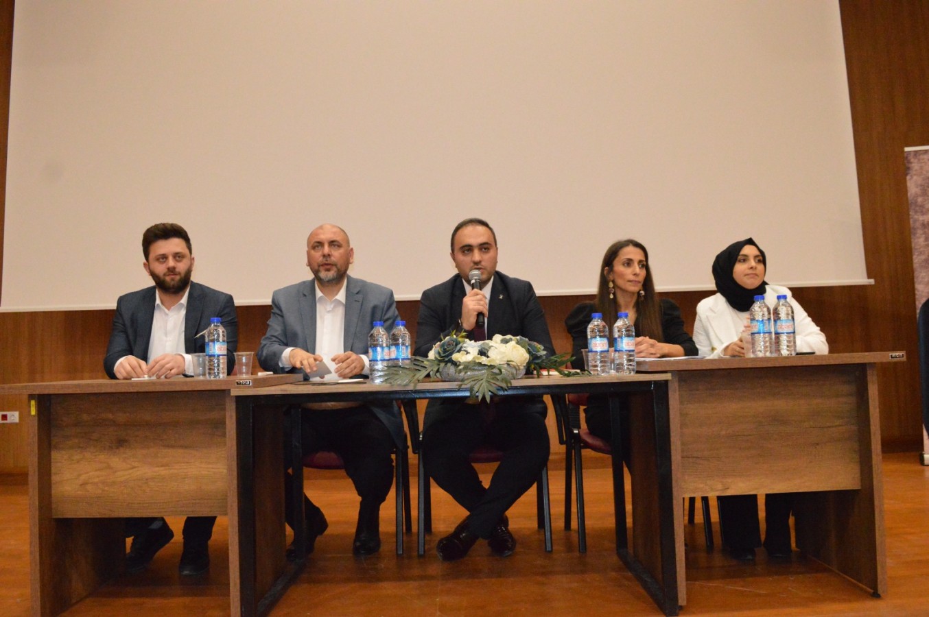 Belediye Başkanı Bekir Aydın Ak Parti Sandık Kurulu Toplantısına Katıldı.