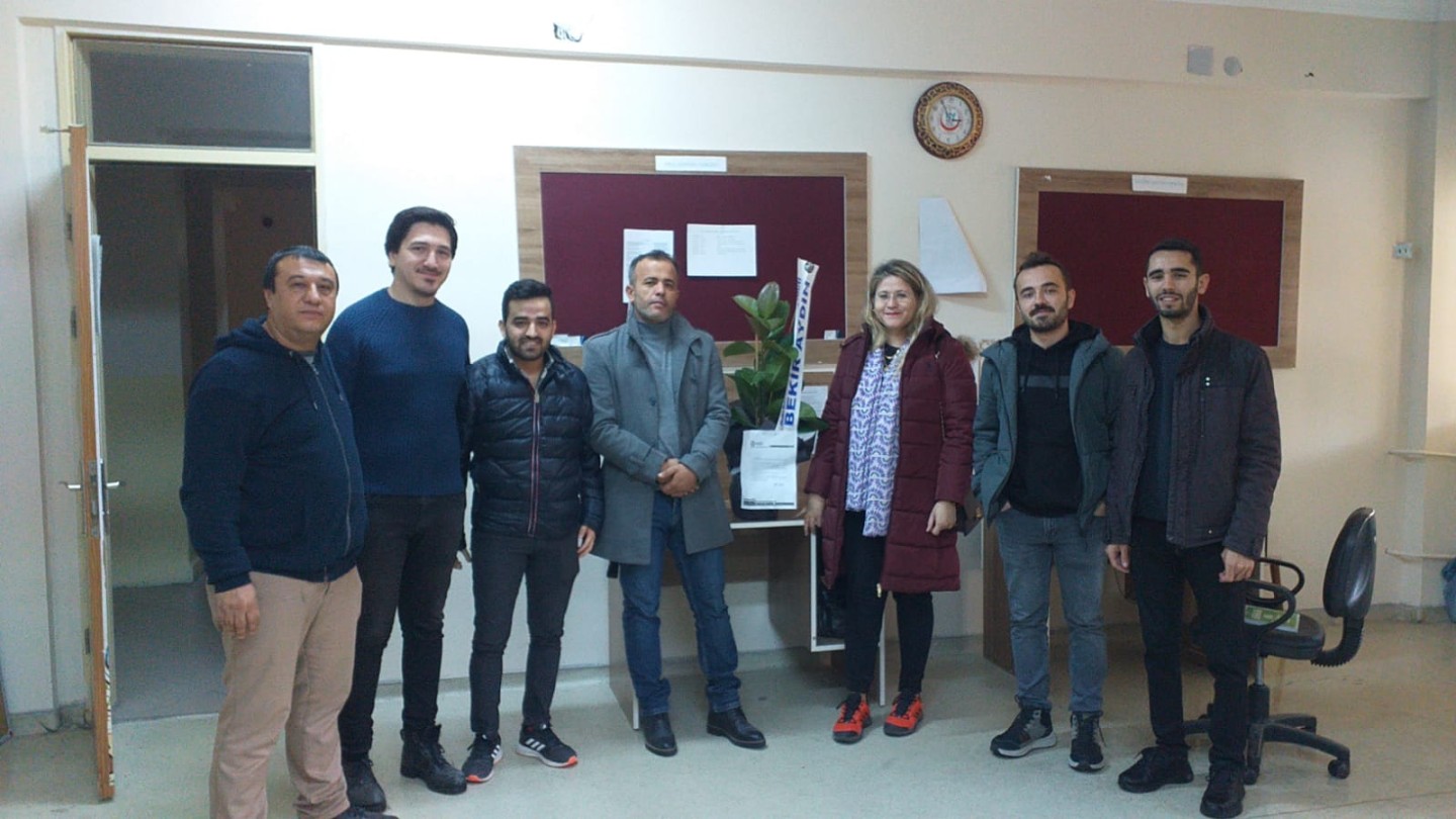 Belediye Başkanı Bekir Aydın Depremzede Öğretmenleri Unutmadı