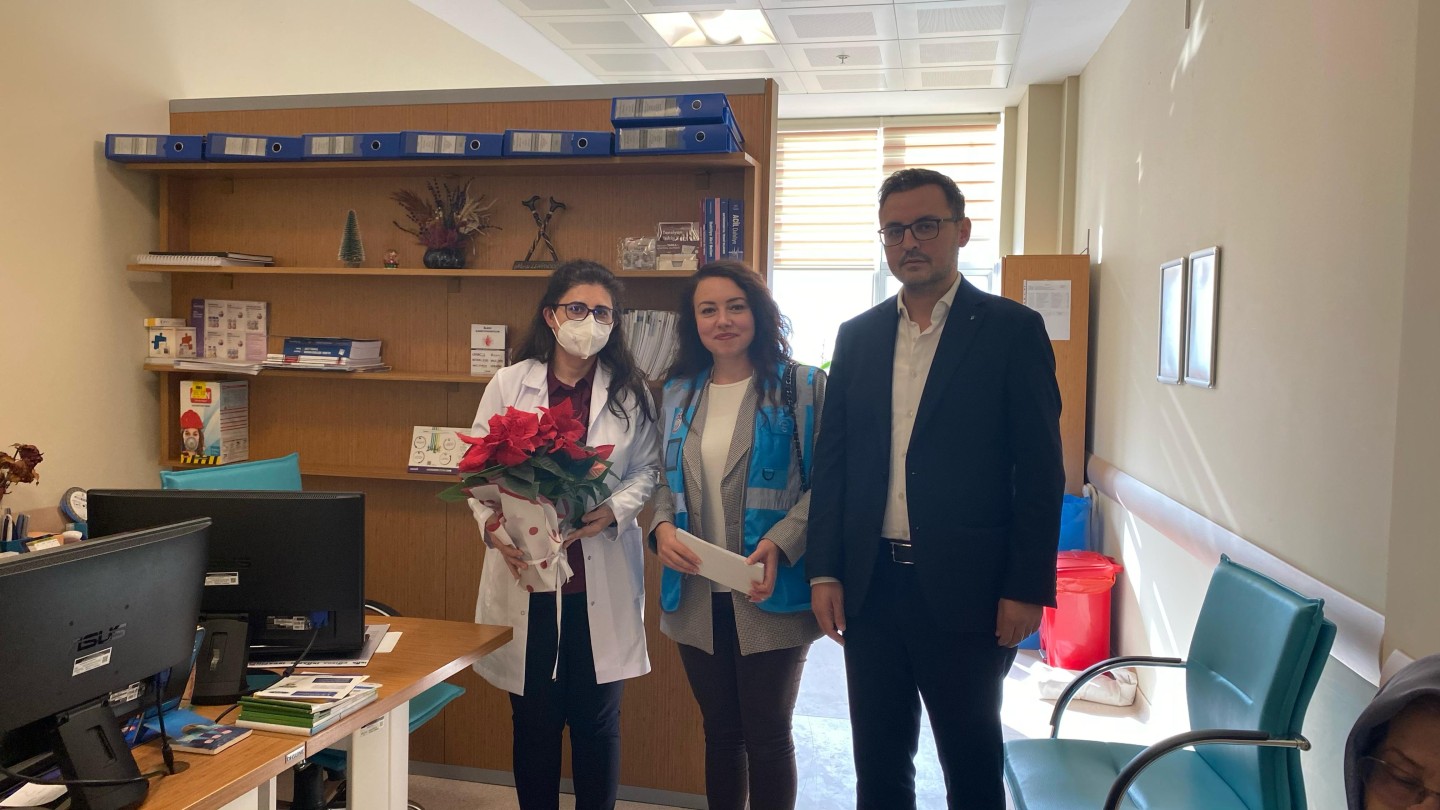 Beyaz Masa Ekipleri Doktorlara Başkan Aydın’ın, Yanınızdayız, Mesajını İletti