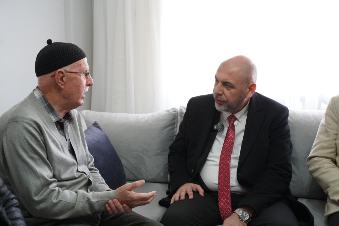 BüyükAile Projesi Yeniköy’de: Orhangazi Belediyesi’nden Bir Günde Onlarca Hizmet