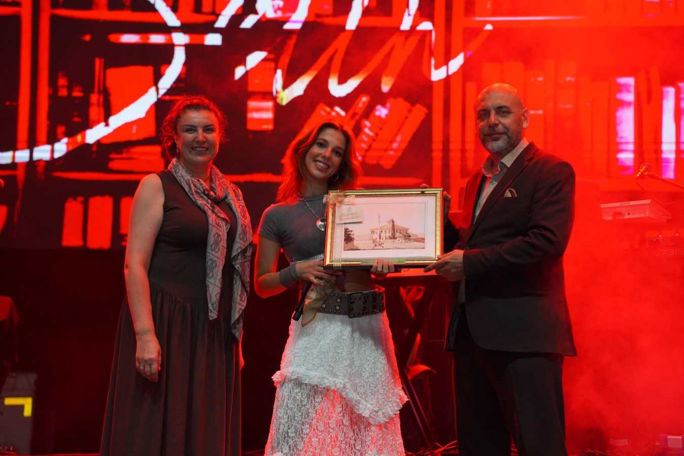 GaziFest Gençlik Festivali’nin İlk Gününde Selin Geçit ve Ragga Oktay Gönülleri Fethetti