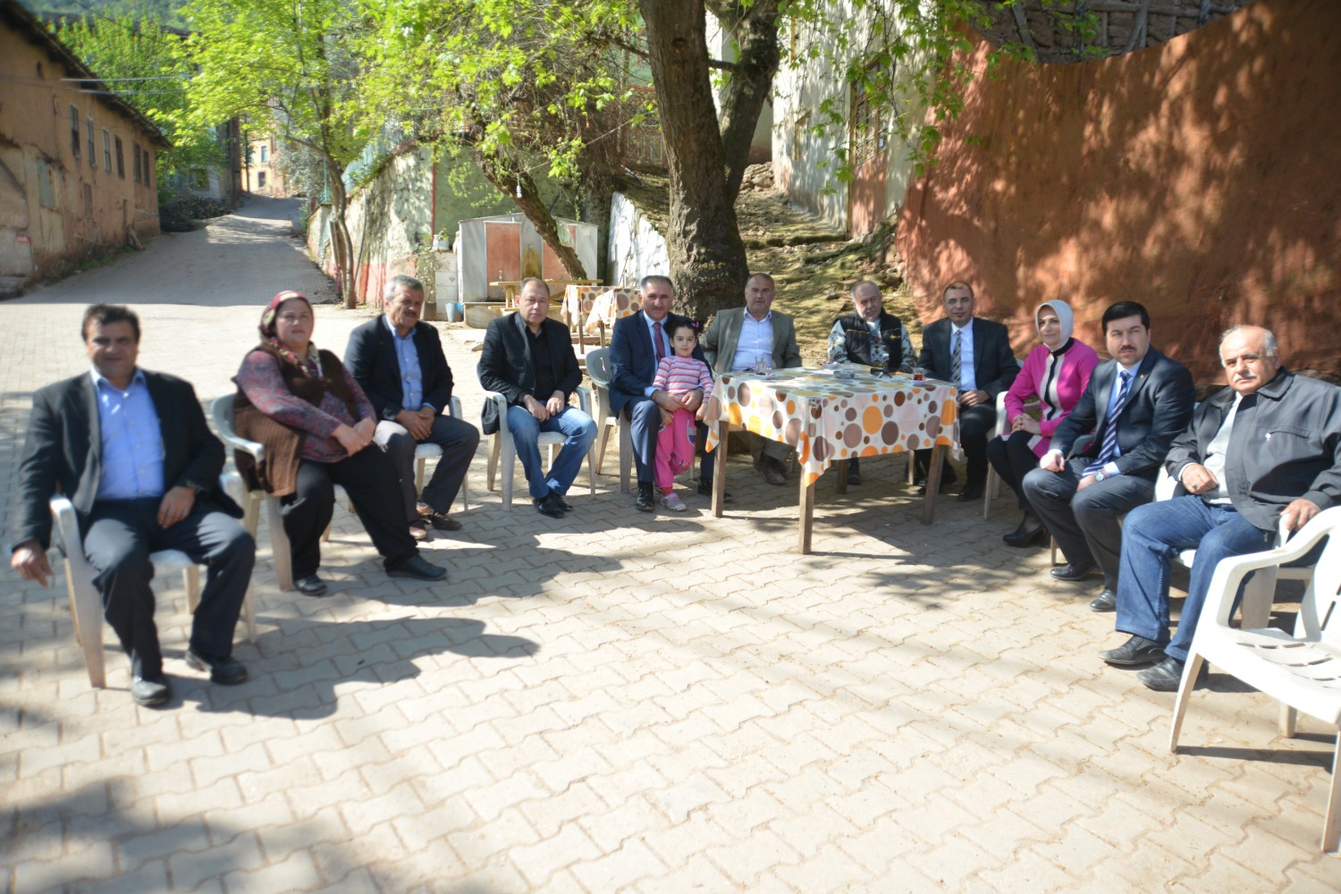 Belediye baskani Neset Çaglayan Pasapinar Mahallesini Ziyaret Etti 