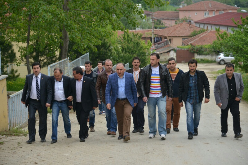 Belediye Baskani Neset Çaglayan Ortaköy Mahallesini Ziyaret Etti 