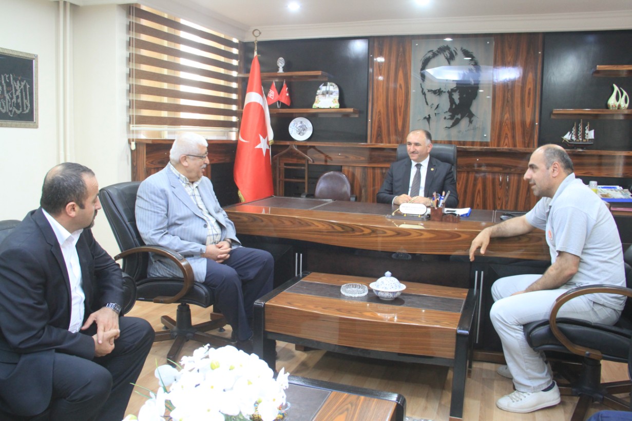 Cem Vakfi’ndan Belediye Baskani Neset Çaglayan'a Tesekkür 