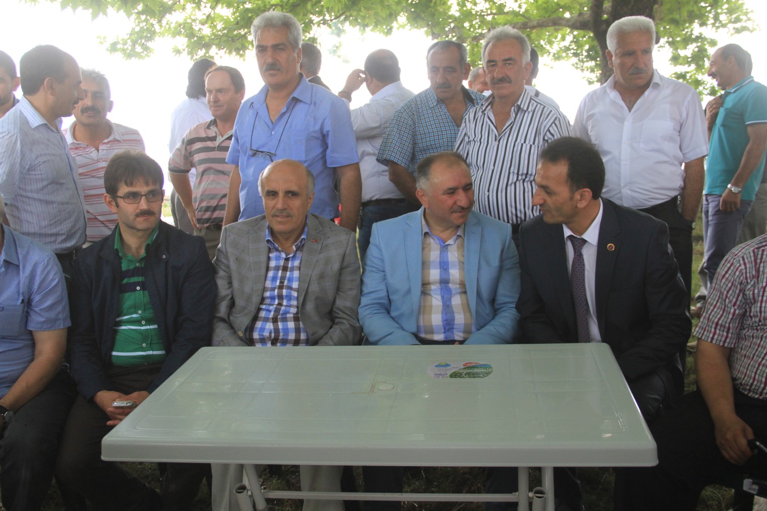 Belediye Baskani Neset Çaglayan Piknikçileri Ziyaret Etti 