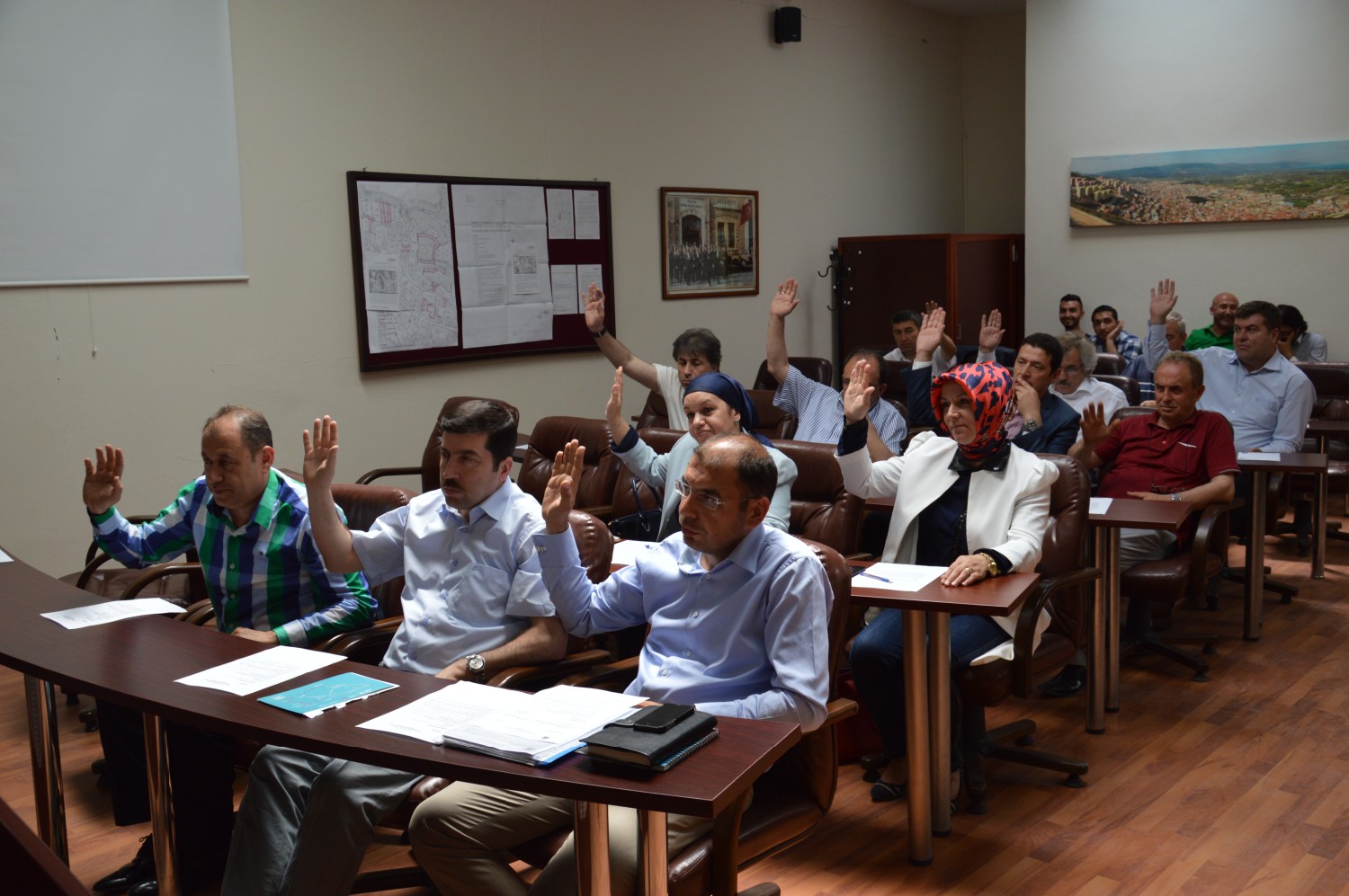 Orhangazi Belediyesi’nin Temmuz Ayi Meclis Toplantisinda Belediyenin 3 Birim Müdürlügü ile Ilgili Atamalar Için Meclise Bilgilendirme Yapildi 