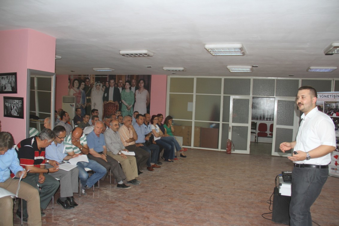 Belediye Personeline Is Sagligi ve Is Güvenligi Dersi 