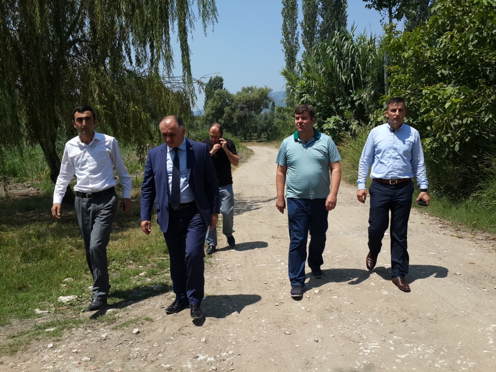 Orhangazi Belediyesi Çakirli Sahilindeki Tuvalet Sorununu Ortadan Kaldirmak Için Çalismalara Basladi 