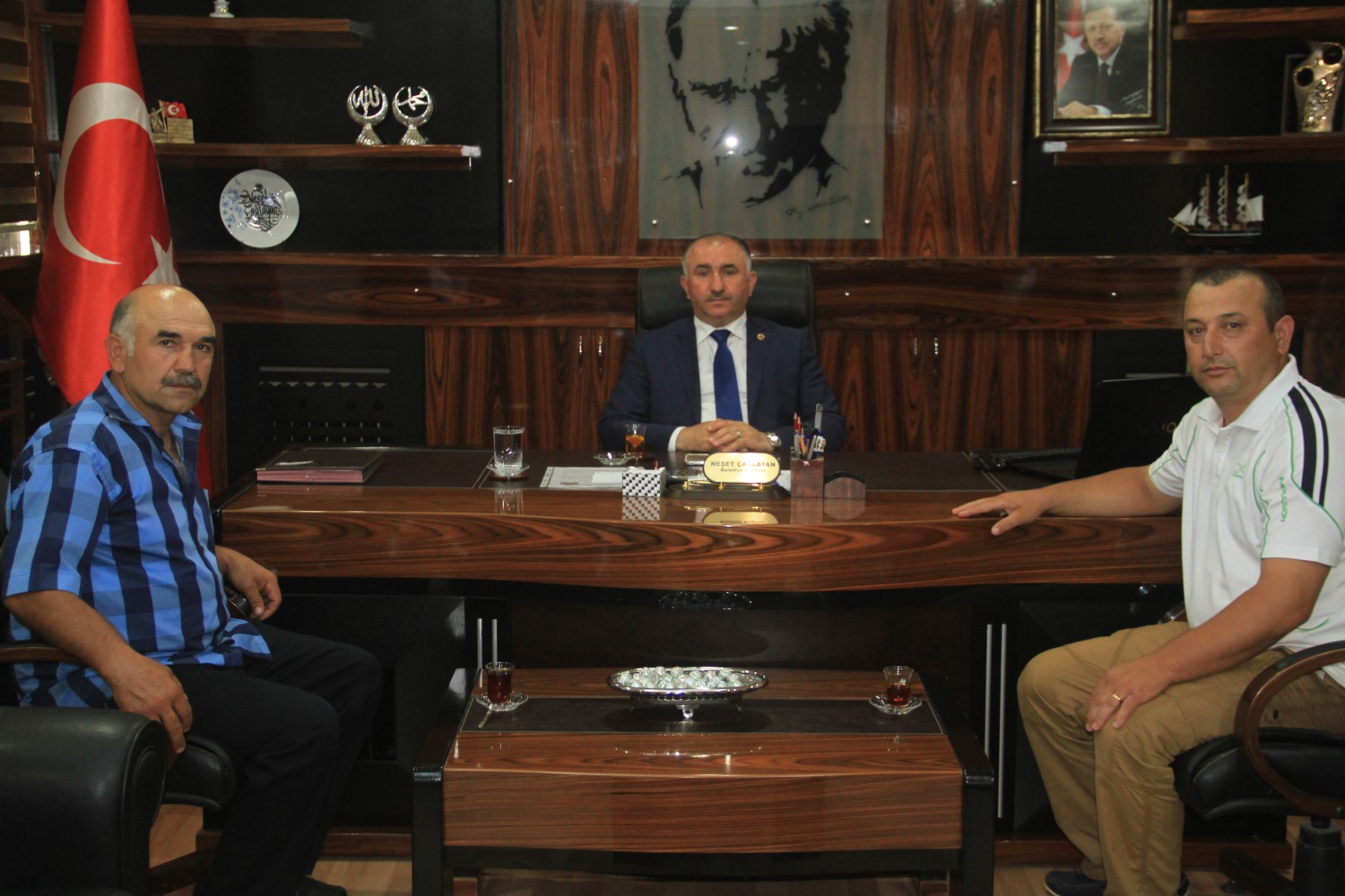 Çakirlili Avcilar Belediye Baskani Neset Çaglayan'i Makaminda Ziyaret Etti 