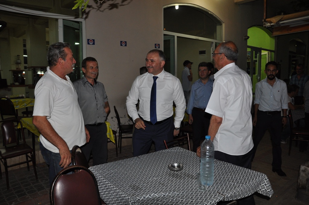 Belediye Baskani Neset Çaglayan AK Parti Orhangazi Ilçe Teskilati Ile Birlikte Cumhurbaskanligi Seçim Çalismalarina Katilarak Erdogan Için Destek Aradi 