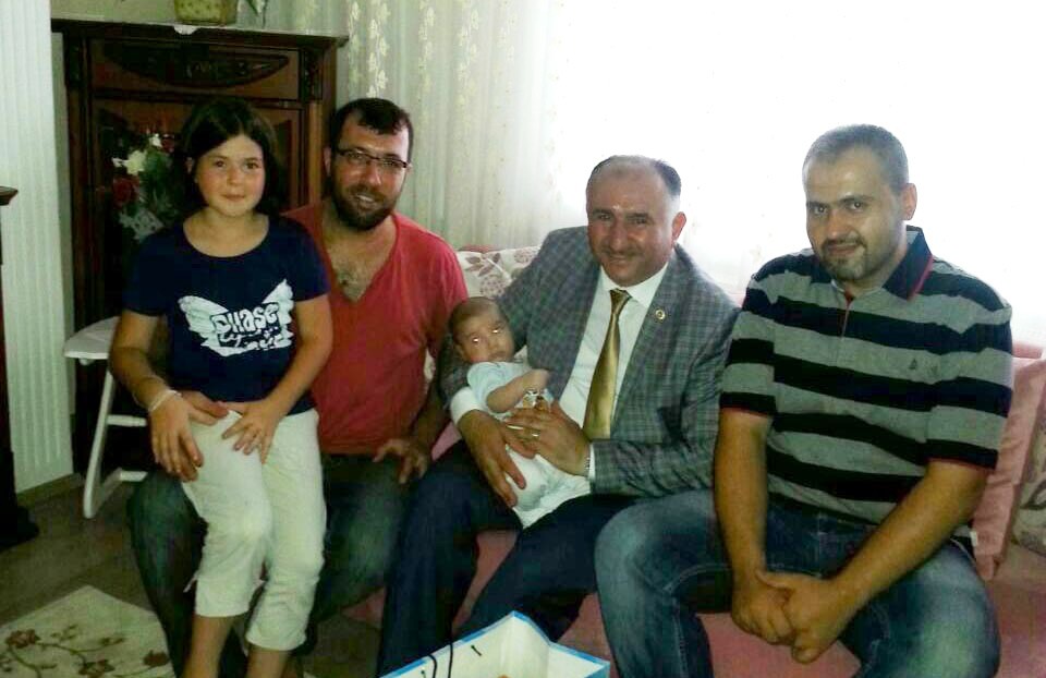 Belediye Baskani Neset Çaglayan’dan Minik Vedat’a Ziyaret 