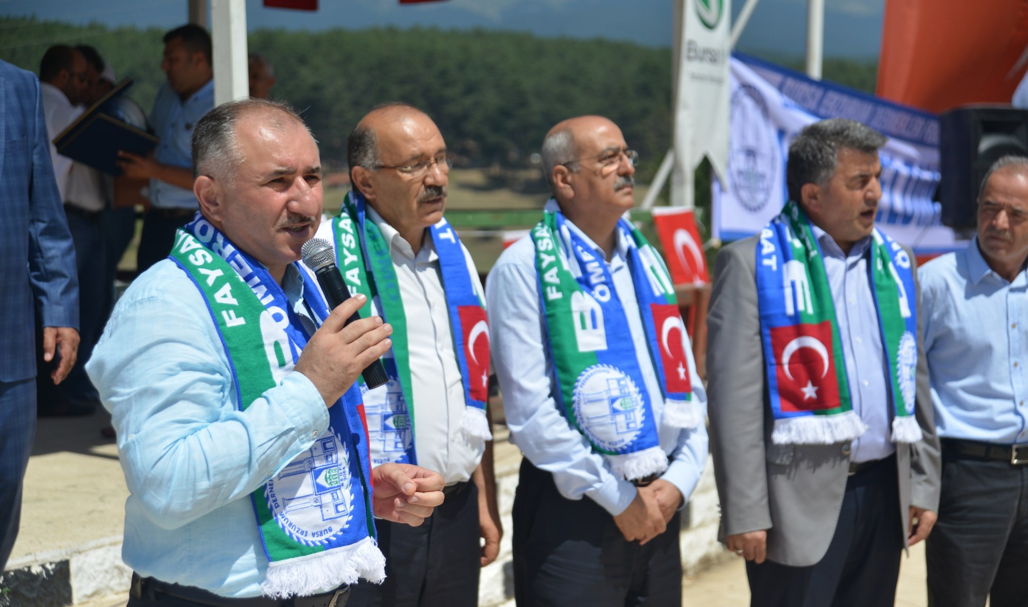 Belediye Baskani Neset Çaglyan Erzurumlular Dernekleri Federasyonu’nun Düzenledigi Büyük Piknik Sölenindeydi 