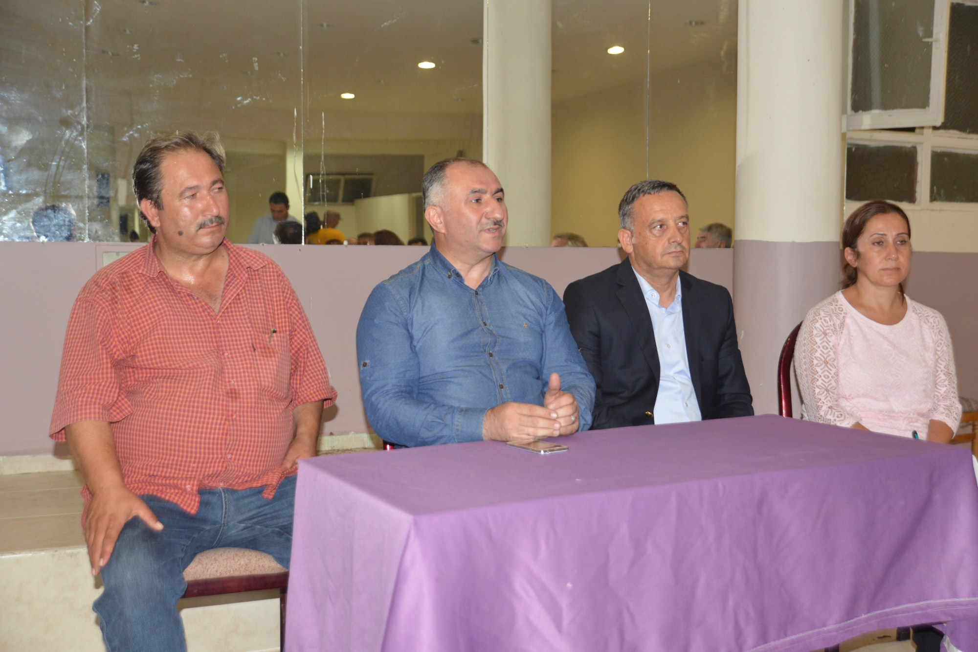 1.Tursu Festivali Ile Ilgili Olarak Tursuculugun Merkezi Olan Gedelek Mahallesinde Belediye Baskani Neset Çaglayan'in Katildigi Bir Toplanti Düzenlendi 