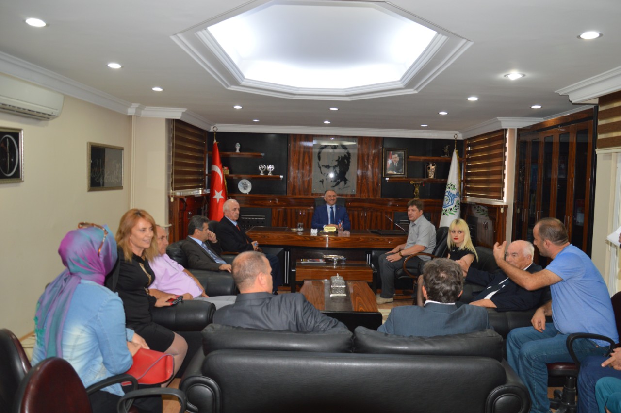 Belediye Baskani Neset Çaglayan, Balkanlardan Gelen Misafirleri Makaminda Agirladi 