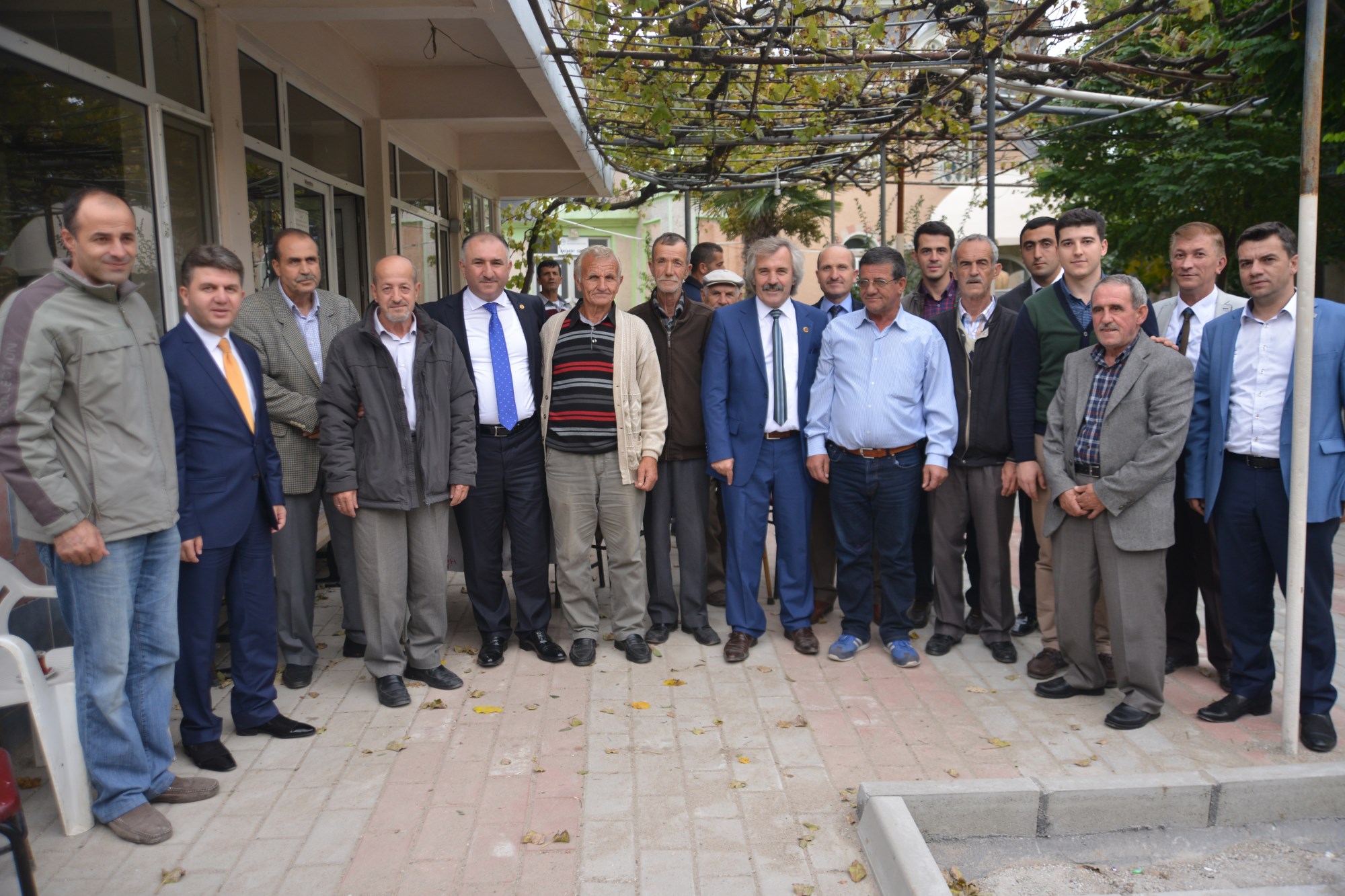 Belediye Baskani Neset Çaglayan, Kurban Bayrami Ziyaretlerini Dis Mahallelerde Sürdürdü 