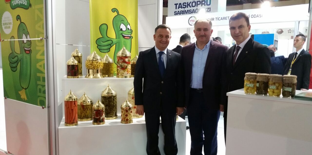 Belediye Baskani Neset Çaglayan, Antalya Yöresel Ürünler Fuari’ndaki Orhangazi Ürünlerinin Tanitildigi Standi Ziyaret Etti 