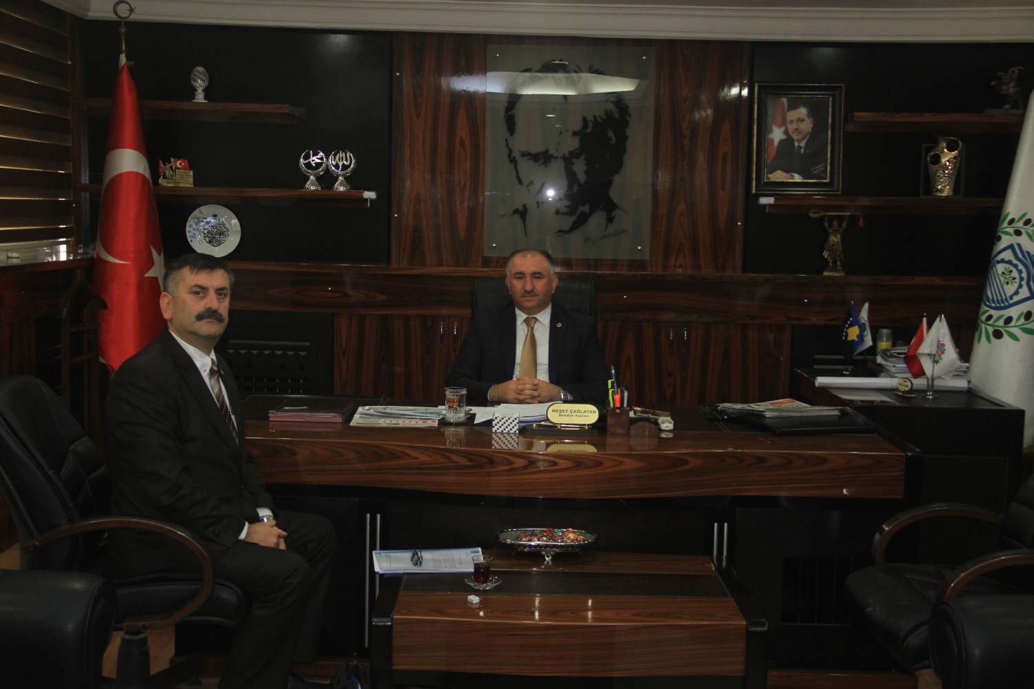 Belediye Baskani Neset Çaglayan, Büyüksehir Belediyesi Itfaiye Daire Baskani Orhan Dogan’i Makaminda Agirladi 