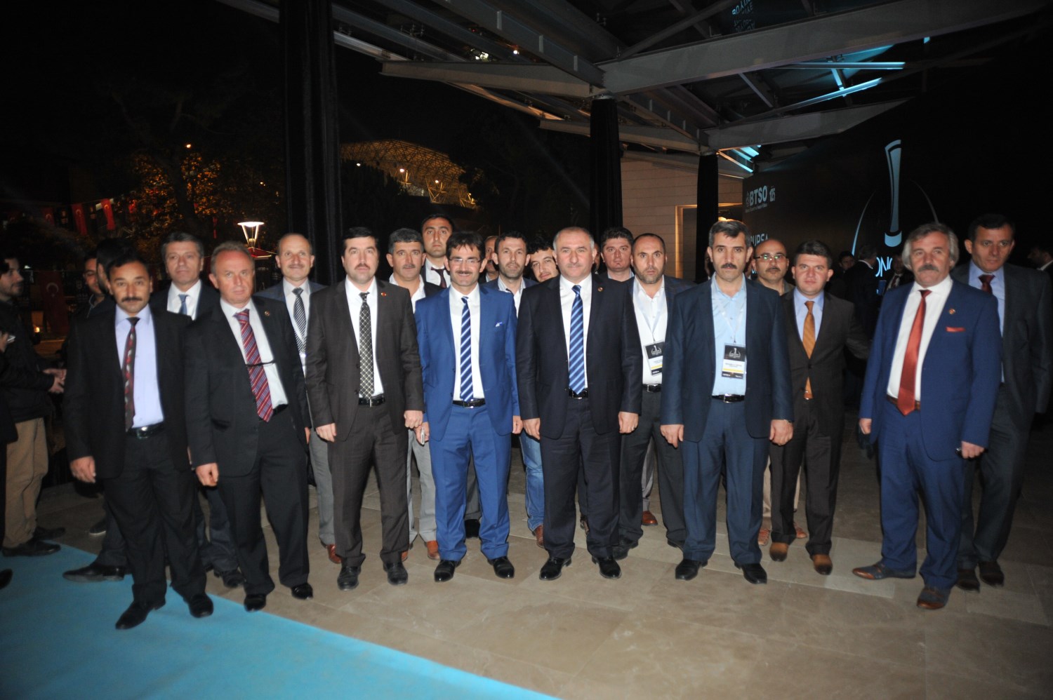 Belediye Baskani Neset Çaglayan, Bursa Ticaret ve Sanayi Odasi Tarafindan Düzenlenen Ekonomiye Deger Katanlar Ödül Törenine Katildi 