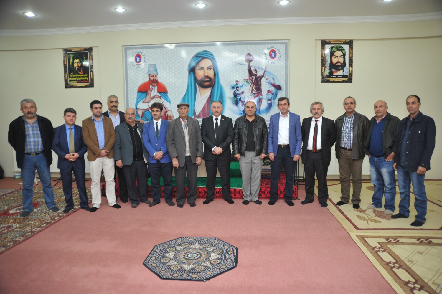 Belediye Baskani Neset Çaglayan, Orhangazi Cem Evi’ni Ziyaret Etti 