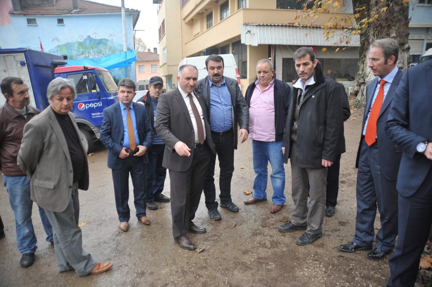 Belediye baskani Neset Çaglayan, Yeni Gürle Mahallesini Ziyaret Etti 