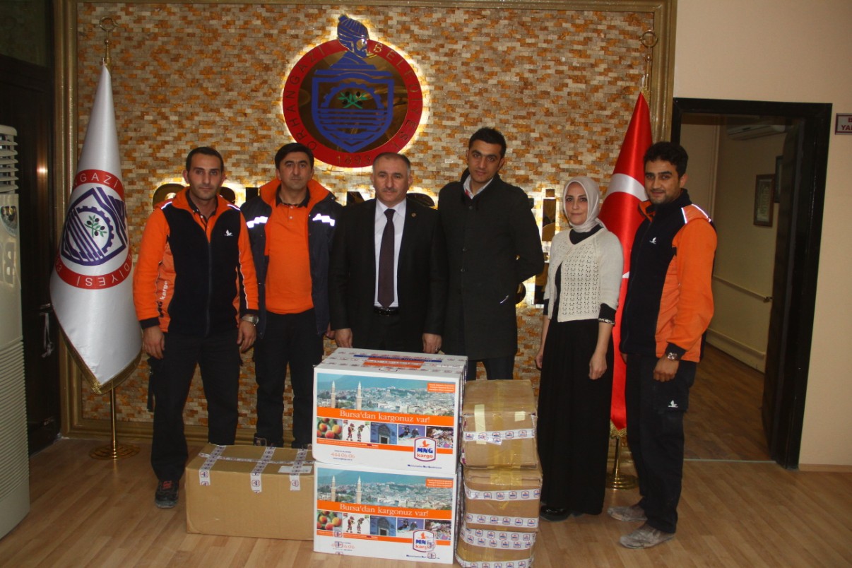 MNG Kargo Orhangazi Subesinin Organize Ettigi Yardim Kampanyasina, Orhangazi Belediyesi, Kitap, Kirtasiye Malzemesi ve Giysiyle Destek Verdi 