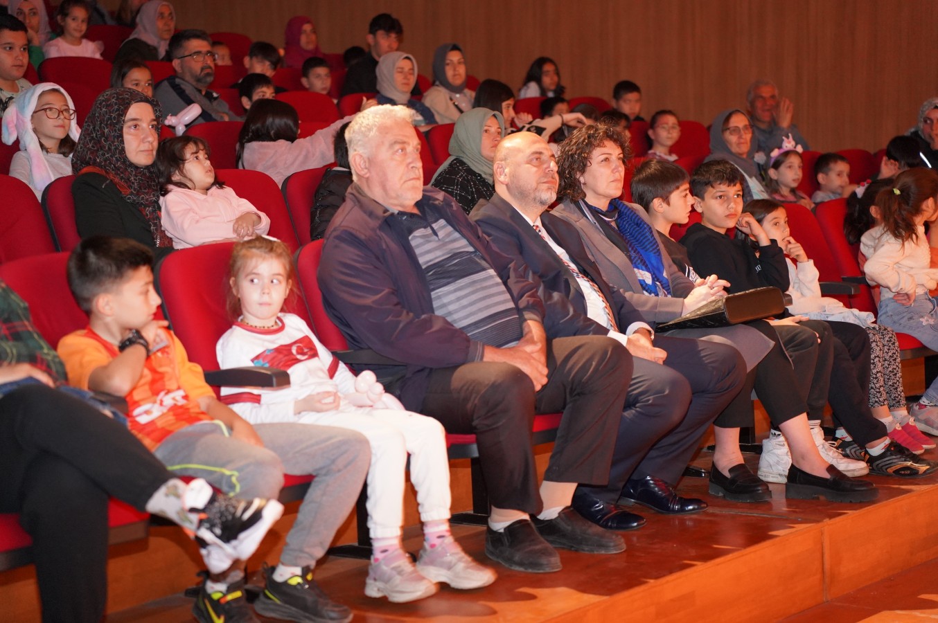 Kağnı Sanatseverlerin Gönüllerine İz Bırakarak Gitti