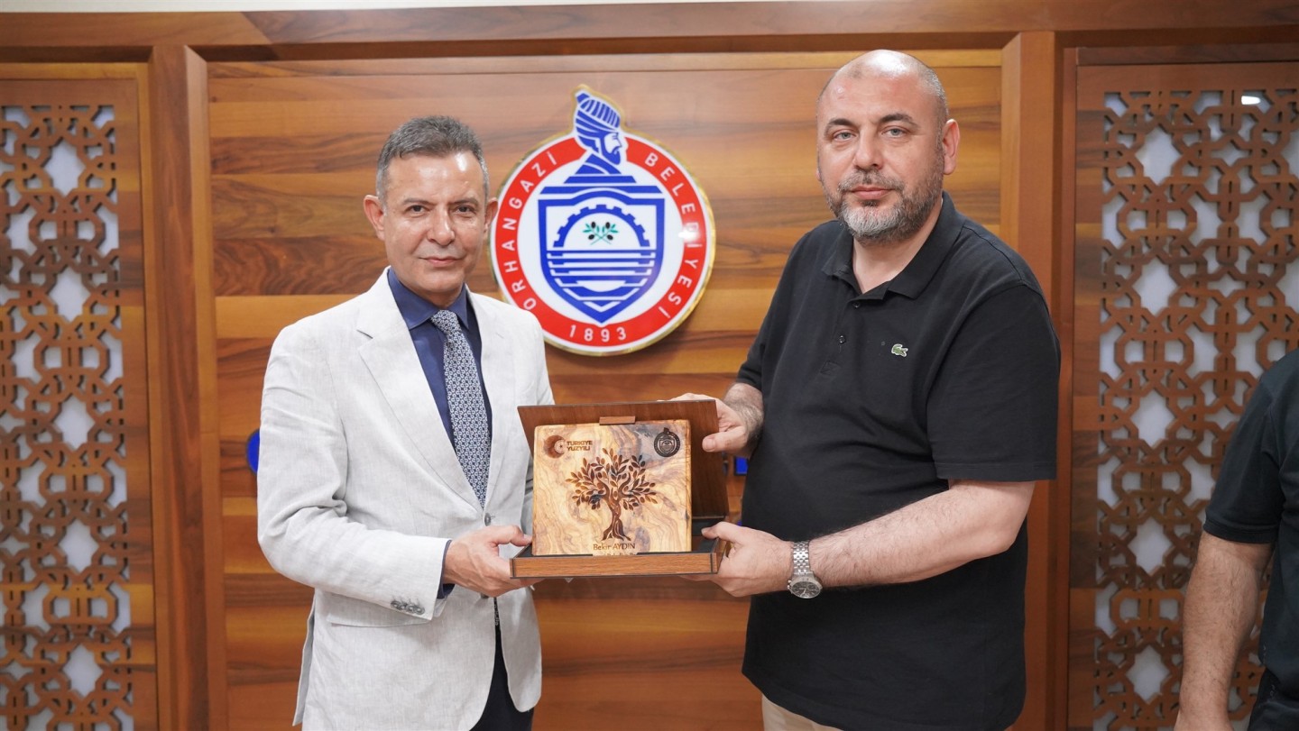 Kaymakam Özçakıcı'dan Başkan Aydın’a Veda Ziyareti