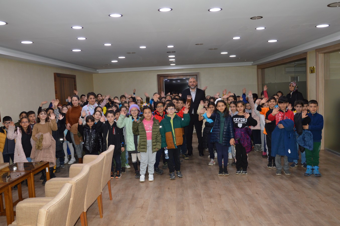 Koç İlköğretim Okulu Öğrencileri Başkan Aydını Ziyaret Etti