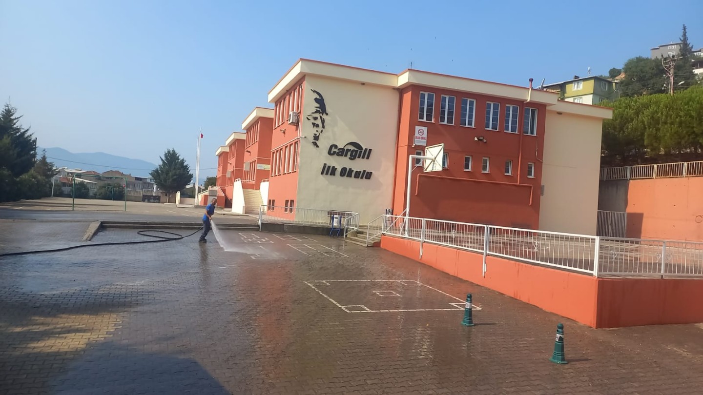 Okullar Öğrenciler İçin Hazırlanıyor