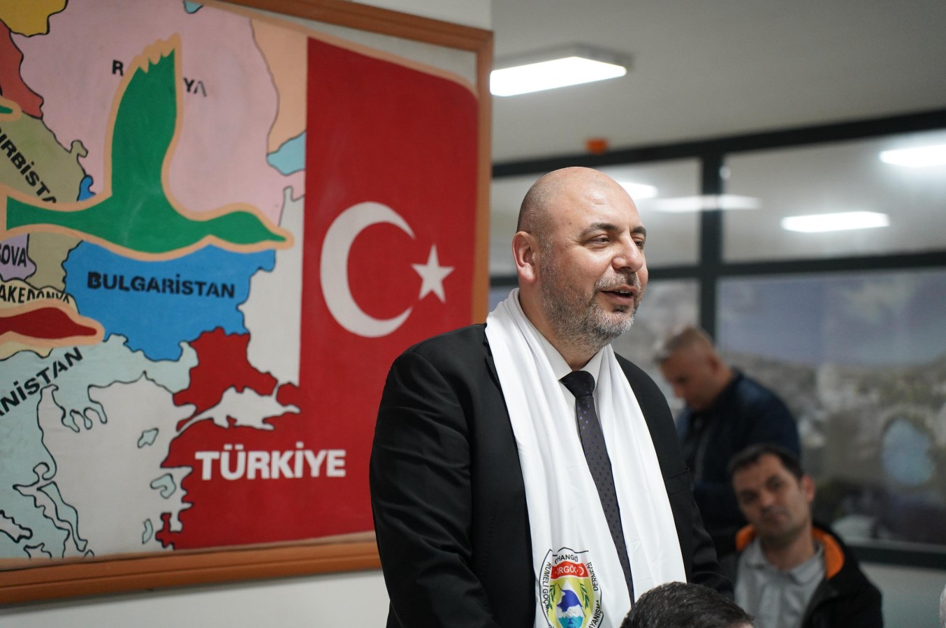 Orhangazi Belediye Başkanı Aydın, Rumeli Göçmenleri Derneği’ni Ziyaret Etti