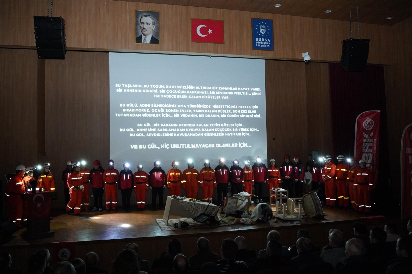 Orhangazi Belediyesi, 6 Şubat Deprem Şehitlerini Andı